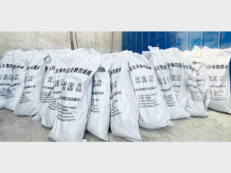 埋地管線，儲罐外壁及其它地下金屬結(jié)構(gòu)常用犧牲陽極